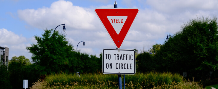 Yield traffic sign